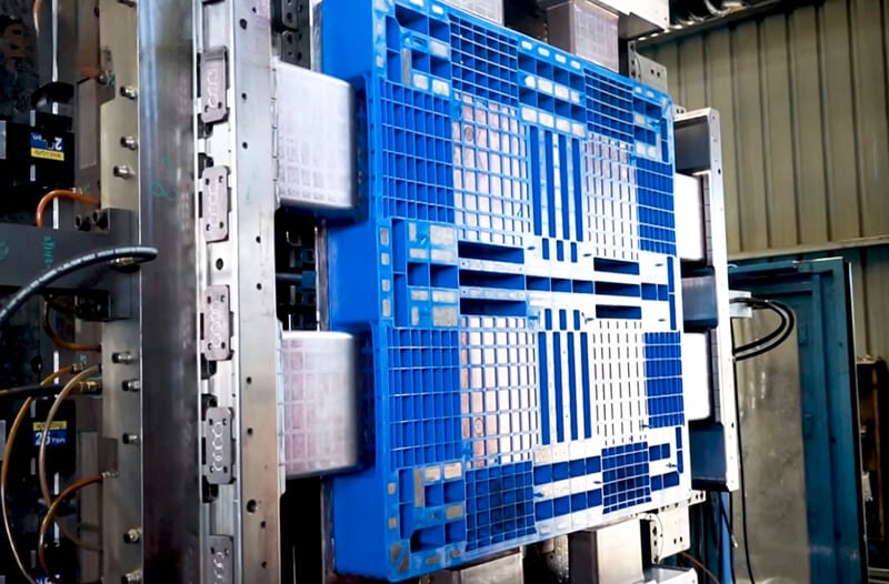 plastic-injection-molding
