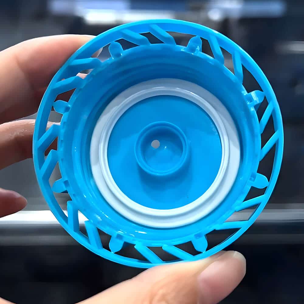 yuco-screw-cap-mold