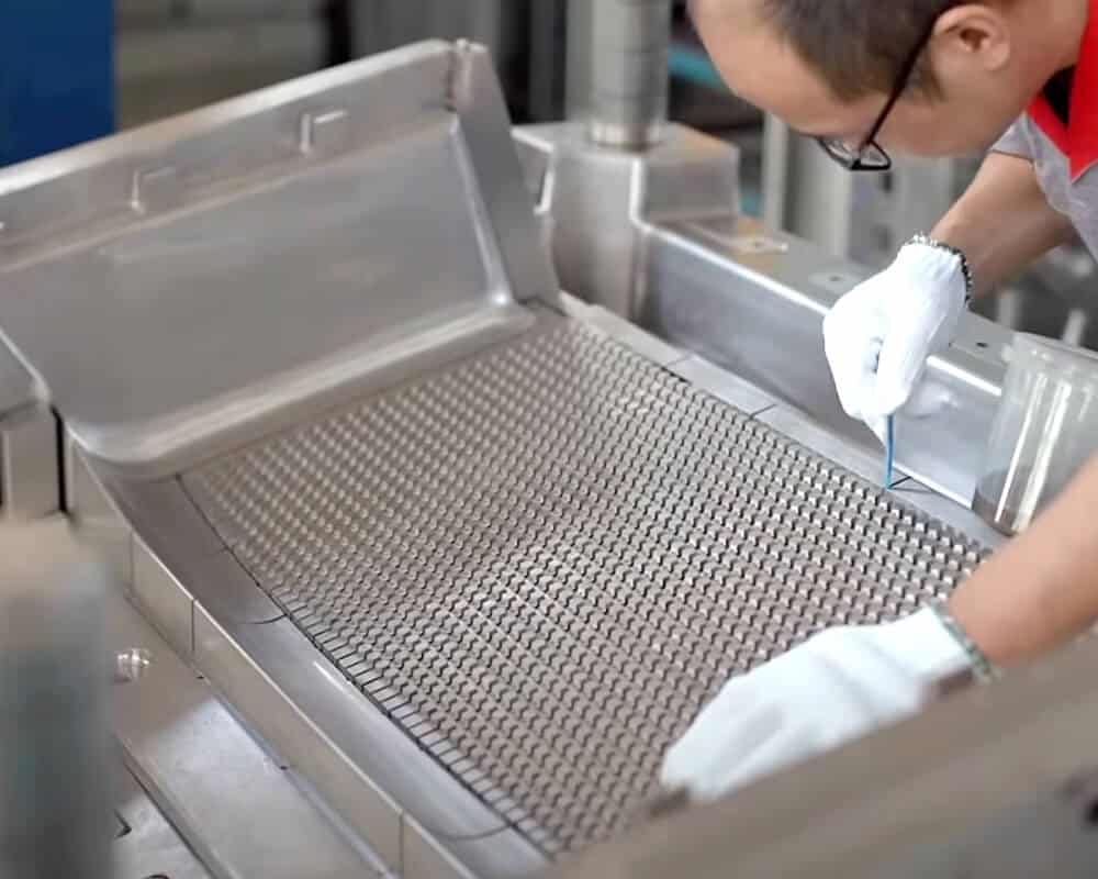 ensure-consistent-quality-when-using-plastic-fruit-basket-molds