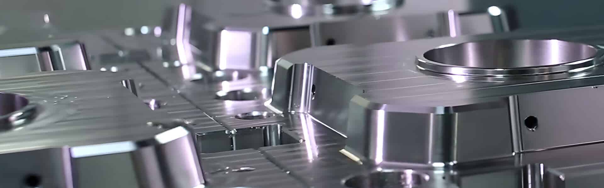 components-of-an-injection-mold-banner